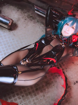 (C103) [さちぶどう] アズール◎ーン レーゲンスブルク コスプレ写真集 vol.171 Coast of light!2  (アズールレーン)_173