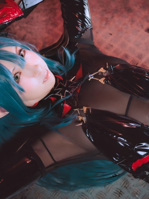 (C103) [さちぶどう] アズール◎ーン レーゲンスブルク コスプレ写真集 vol.171 Coast of light!2  (アズールレーン)_182