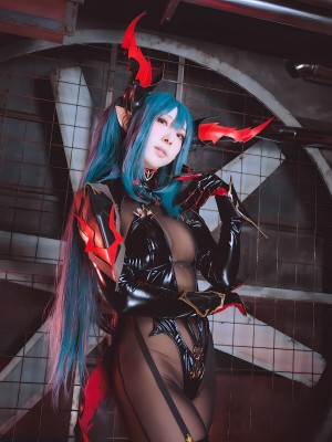 (C103) [さちぶどう] アズール◎ーン レーゲンスブルク コスプレ写真集 vol.171 Coast of light!2&nbsp;&nbsp;(アズールレーン)_020