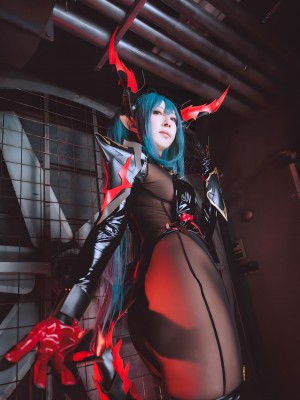 (C103) [さちぶどう] アズール◎ーン レーゲンスブルク コスプレ写真集 vol.171 Coast of light!2  (アズールレーン)_044