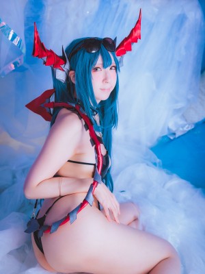 (C103) [さちぶどう] アズール◎ーン レーゲンスブルク コスプレ写真集 vol.171 Coast of light!2  (アズールレーン)_208