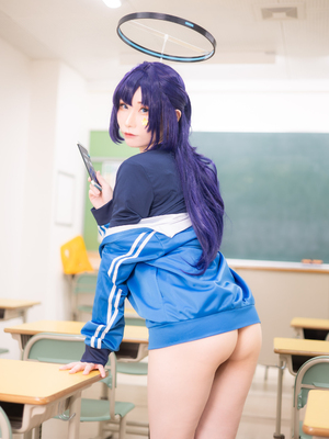 [MySuite (Atsuki)] コスって！ユウカちゃん！！_250