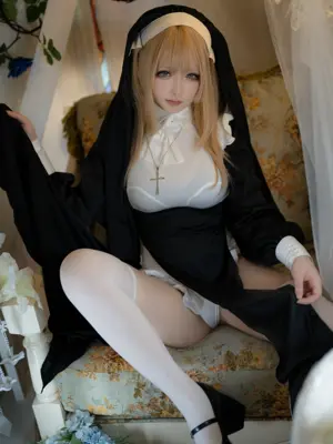 [樱梨梨] 修女 Nun_21