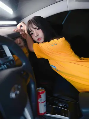 yuuhui玉汇 NO.078 车内嫩黄 Yellow Bird in My Car_71