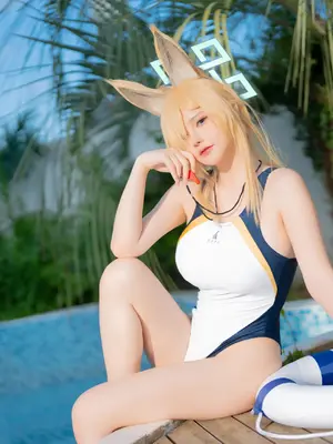 前羽_rr - 碧蓝档案 尾形康娜 竞泳_24