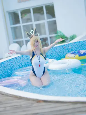 前羽_rr - 碧蓝档案 尾形康娜 竞泳_01