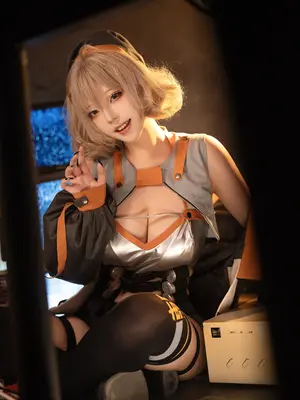 菌烨-阿妮斯_07