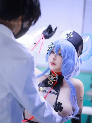 [小容仔咕咕咕w] 天雨亚子（蔚蓝档案）_35