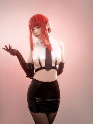 HornyCos - Red-Haired Petite Beauty Cosplays As Chainsaw Man Makima (Patreon)_64