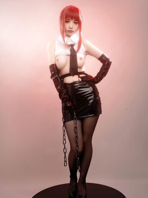 HornyCos - Red-Haired Petite Beauty Cosplays As Chainsaw Man Makima (Patreon)_73