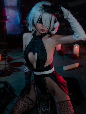 HornyCos - Cute 2B Showing Her Perfect Body (Patreon)_05