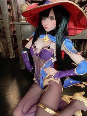 Peachmilky Mona_035_Photo_02_01_2021_15_22_24