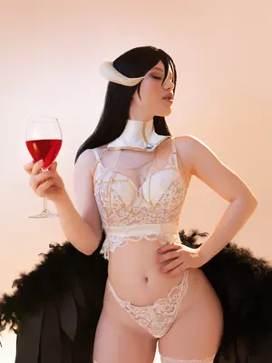 Lada Lyumos - Albedo_03