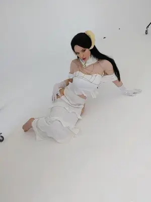 Lada Lyumos - Albedo_56