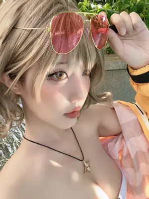 NIKKE anis swimsuit selfies 阿妮斯水着自拍(Kiriko)