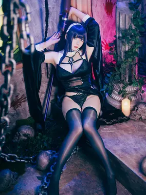 霜月しも シスターフェルン_13