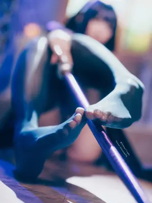 霜月しも シスターフェルン_09