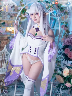 Twoyun-Emilia_03