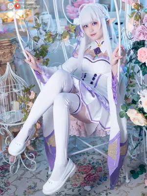 Twoyun-Emilia_05
