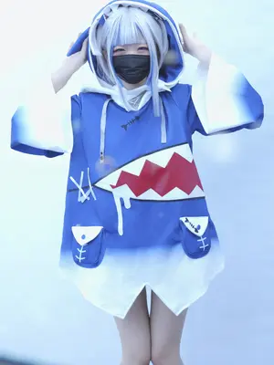 [甘噛みはむちゃん (はむ)]ぐらぐらキュート_ちびサメの水遊び_003