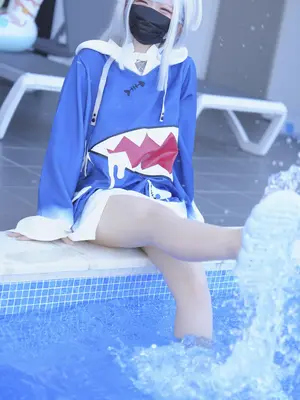 [甘噛みはむちゃん (はむ)]ぐらぐらキュート_ちびサメの水遊び_026