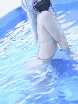 [甘噛みはむちゃん (はむ)]ぐらぐらキュート_ちびサメの水遊び_067