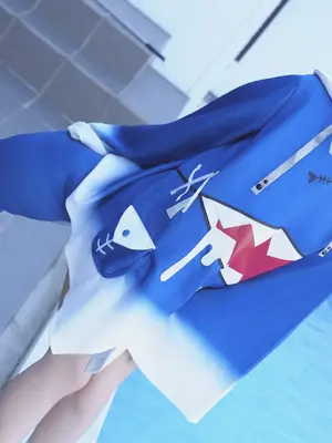 [甘噛みはむちゃん (はむ)]ぐらぐらキュート_ちびサメの水遊び_008