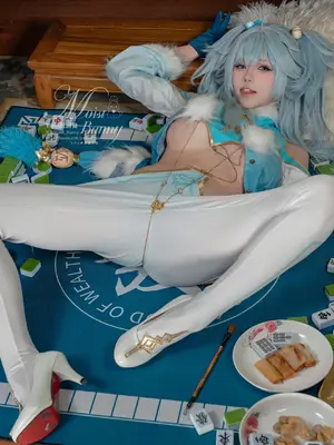 咬一口兔娘(Yiko湿润兔) 芙洛伦_03