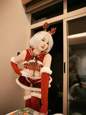 [Xiuren秀人网： 樱桃小犊子] Yorha 2B Chrismast_11
