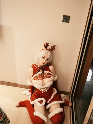 [Xiuren秀人网： 樱桃小犊子] Yorha 2B Chrismast_18