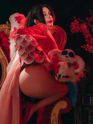 Umeko J - Boa Hancock (One Piece)_017