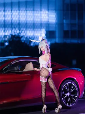 抱走莫子aa - 雪女跑车兔女郎_08