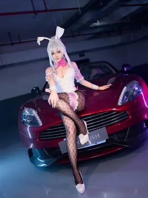 抱走莫子aa - 雪女跑车兔女郎_06