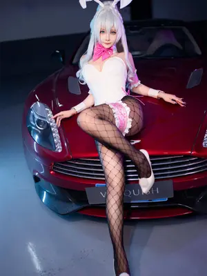 抱走莫子aa - 雪女跑车兔女郎_04