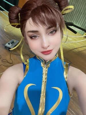 Hologana - Chun-li_bs2