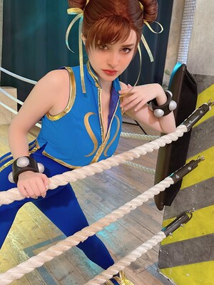 Hologana - Chun-li_bs8