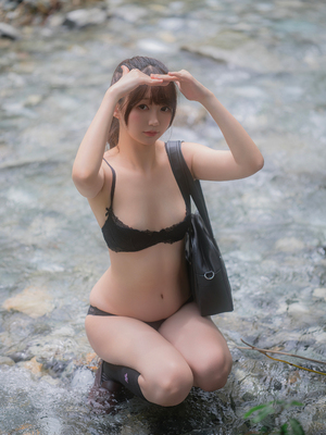 [しずく（原魔物喵）] 川で水遊び_00073