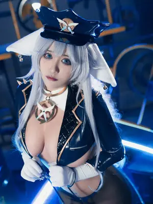 洛璃LoLiSAMA 信浓女警_17