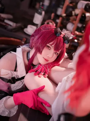 Sally Dorasnow - Kafka_20