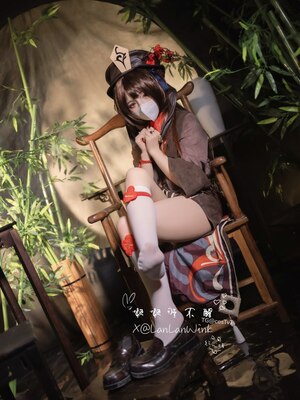 懒懒睡不醒 (LanLanWink) - Hutao_25