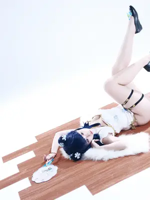 G44不会受伤 宝多六花旗袍_34