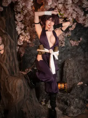 Sally Dorasnow - Yuzuriha_09