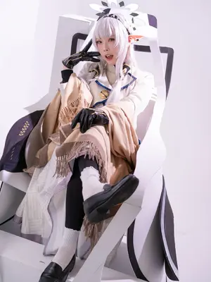 (C103) [魔王もも] ブルアカ 明星ヒマリ コスプレ写真集「Perfect Me」_04