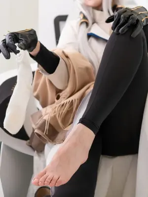 (C103) [魔王もも] ブルアカ 明星ヒマリ コスプレ写真集「Perfect Me」_09