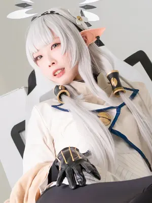(C103) [魔王もも] ブルアカ 明星ヒマリ コスプレ写真集「Perfect Me」_21