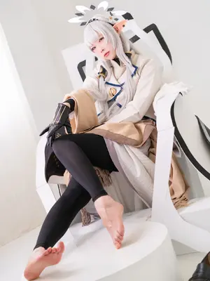 (C103) [魔王もも] ブルアカ 明星ヒマリ コスプレ写真集「Perfect Me」_24