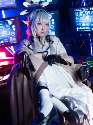 (C103) [魔王もも] ブルアカ 明星ヒマリ コスプレ写真集「Perfect Me」_30