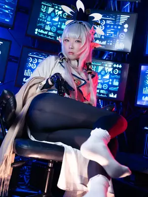 (C103) [魔王もも] ブルアカ 明星ヒマリ コスプレ写真集「Perfect Me」_34