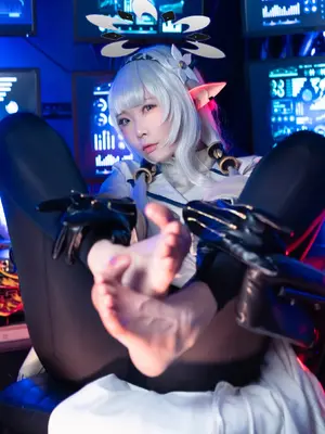 (C103) [魔王もも] ブルアカ 明星ヒマリ コスプレ写真集「Perfect Me」_42