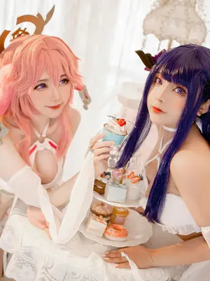 Sally Dorasnow - Miko & Ei_05